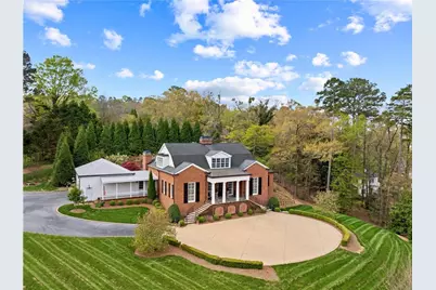 315 E Line Street, Calhoun, GA 30701 - Photo 1