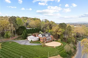 315 E Line St, Calhoun, GA 30701 - Photo 3