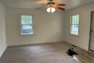 1122 Dewey St, Griffin, GA 30223 - Photo 11