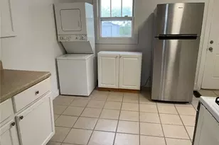 1122 Dewey St, Griffin, GA 30223 - Photo 9