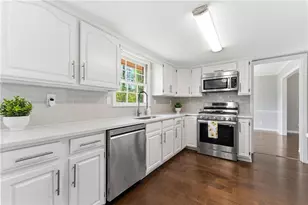 3569 Woods Dr, Decatur, GA 30032 - Photo 5