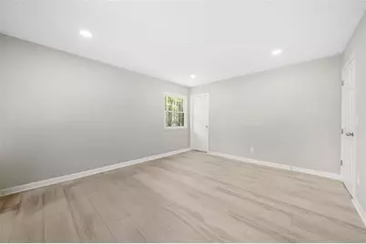 1296 Mohawk Drive NW, Lawrenceville, GA 30043 - Photo 9