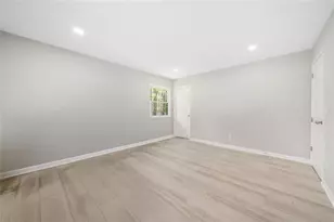 1296 Mohawk Dr NW, Lawrenceville, GA 30043 - Photo 9