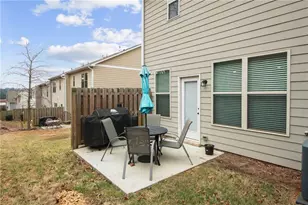 352 Cherryhill Ln, Woodstock, GA 30188 - Photo 27