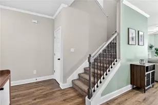 352 Cherryhill Ln, Woodstock, GA 30188 - Photo 5
