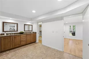 1280 Mayfair Dr NE, Atlanta, GA 30324 - Photo 19