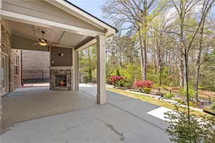 3188 Ivy Crossing Dr, Buford, GA 30519 - Photo 17