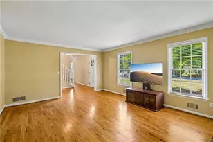 3939 Tall Pine Dr, Marietta, GA 30062 - Photo 9