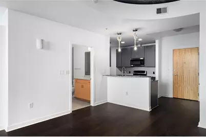 400 W Peachtree Street NW #1702, Atlanta, GA 30308 - Photo 9