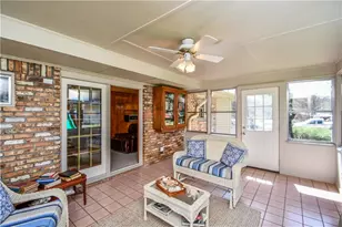 1325 Maple Dr SW, Lilburn, GA 30047 - Photo 35