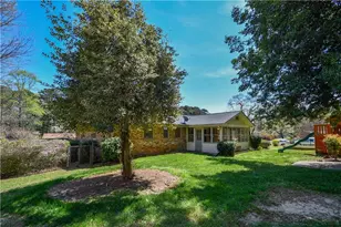 1325 Maple Dr SW, Lilburn, GA 30047 - Photo 67