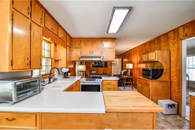 1325 Maple Drive SW, Lilburn, GA 30047 - Photo 51