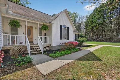 182 Suwanee Court, Senoia, GA 30276 - Photo 3