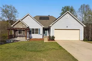 205 Clearwater Dr, Monroe, GA 30655 - Photo 1