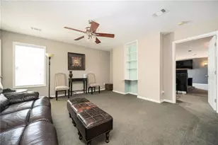 2032 Pleasant Hollow Dr, Lithonia, GA 30058 - Photo 15