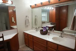 5043 Blackberry Ln, Buford, GA 30518 - Photo 15