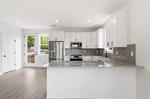 208 Mission Wy, Atlanta, GA 30315 - Photo 5