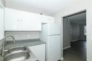 2065 Alison Ct, Atlanta, GA 30311 - Photo 5