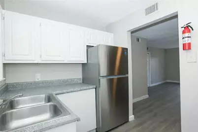 2055 Alison Court #Unit 8, Atlanta, GA 30311 - Photo 5