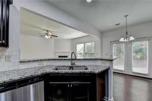1000 Parkside Wood Ct, Lawrenceville, GA 30043 - Photo 21