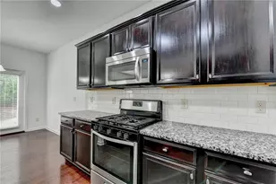 1000 Parkside Wood Ct, Lawrenceville, GA 30043 - Photo 23