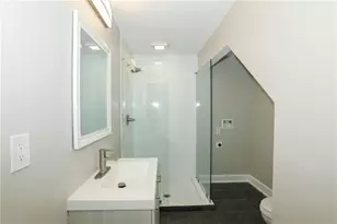 6581 Wellington Square, Norcross, GA 30093 - Photo 9