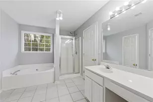 813 Cork Oak Ln, Lawrenceville, GA 30045 - Photo 21