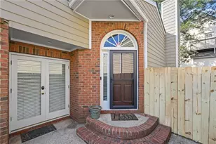 1814 Rockridge Pl NE, Atlanta, GA 30324 - Photo 3