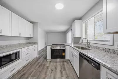 2494 Fairway Circle SW, Atlanta, GA 30331 - Photo 11