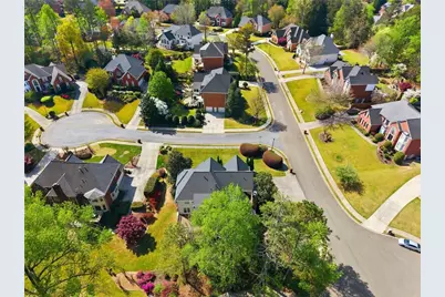 10805 Centennial Drive, Alpharetta, GA 30022 - Photo 9