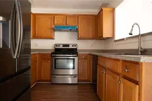 605 Chase Ln, McDonough, GA 30253 - Photo 3