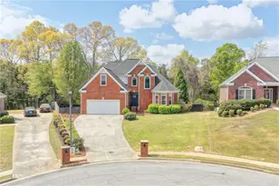 1005 Lewis Ridge Cir, Lawrenceville, GA 30045 - Photo 5