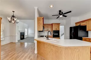 1005 Lewis Ridge Cir, Lawrenceville, GA 30045 - Photo 17