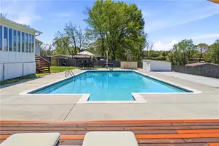 3296 Shoreland Dr, Buford, GA 30518 - Photo 63