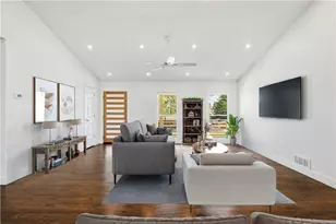 3296 Shoreland Dr, Buford, GA 30518 - Photo 9