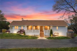 3296 Shoreland Dr, Buford, GA 30518 - Photo 3