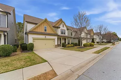 5942 Watersdown Way, Flowery Branch, GA 30542 - Photo 3