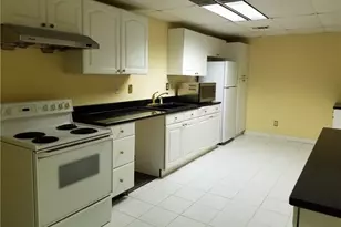 2828 Oglethorpe Run Square, Suwanee, GA 30024 - Photo 33