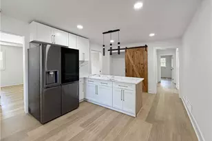 340 Brooks Ave SW, Atlanta, GA 30310 - Photo 9