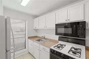 2408 Cumberland Ct SE, Smyrna, GA 30080 - Photo 3