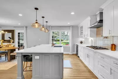 5002 Vernon Oaks Drive, Dunwoody, GA 30338 - Photo 7