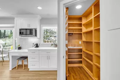 5002 Vernon Oaks Drive, Dunwoody, GA 30338 - Photo 9