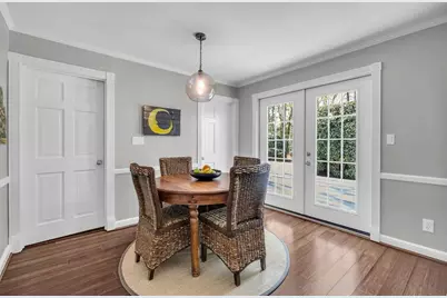 7650 Ryefield Drive, Sandy Springs, GA 30350 - Photo 9