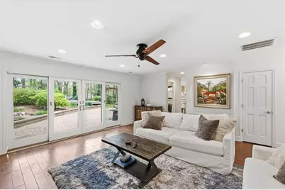 1386 Churchill Way, Marietta, GA 30062 - Photo 15