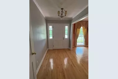 462 Dogwood Drive NW, Lilburn, GA 30047 - Photo 3