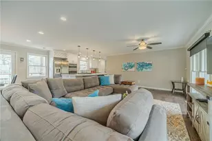 691 Harbor Cove, Gainesville, GA 30501 - Photo 7