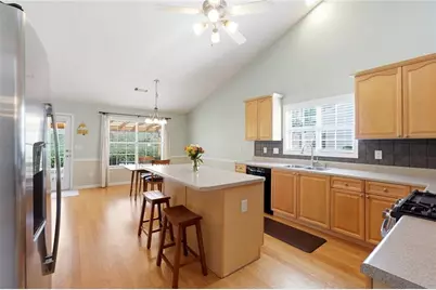 1265 Creek Pointe Circle, Lawrenceville, GA 30043 - Photo 17