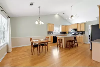 1265 Creek Pointe Circle, Lawrenceville, GA 30043 - Photo 13