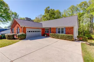 3220 Governors Ct, Duluth, GA 30096 - Photo 3