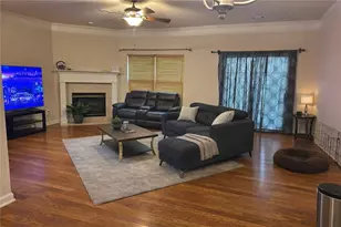 2129 Meadow Peak Rd, Duluth, GA 30097 - Photo 3